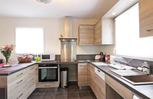 Saint-Martin-d'Ecublei House | Écogîte confortable avec jardin clos, adapté PMR, proche de la forêt et de L'Aigle, jusqu'à 8 pers. - FR-1-497-23