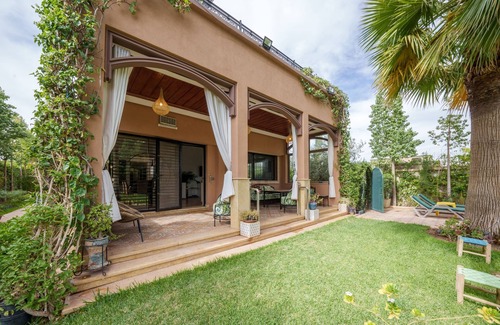 Ait Faska Villa | Évasion Bio-chic, Piscine Chauffée, Ferme Bio et Vue Époustouflante sur L'atlas