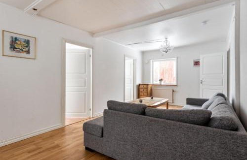 Marsta Apartment | Östa 266