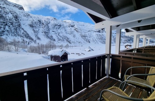 Aurland Bed & Breakfast | Østerbø Fjellstove