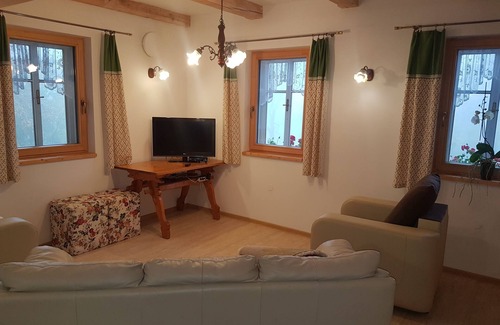 Vrchlabi Cottage | Útulný byt v přízemí rodinného domu.