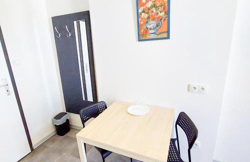 Prague 7 House | Útulný podkrovní pokoj R4 v Praze