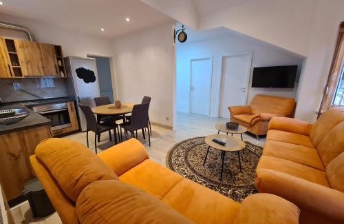 Canton 10 Apartment | Čičak