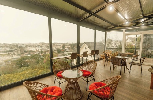 Phuong Villa | ĐỒI THÔNG XANH VILLAGE