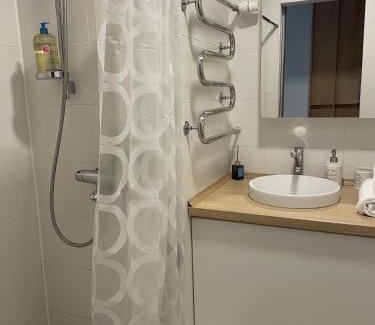 Siauliai City Center Apartment | Šiaulių centre modernus butas 1-4 žmonėms