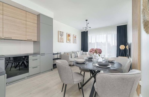 Nowe Miasto Apartment | Żelazna 1B | Poznań | Lovely Apartment | Parking