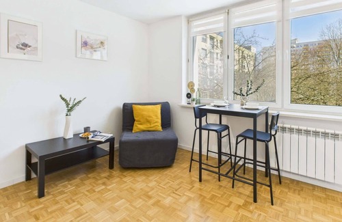 Brodno Apartment | Żuromińska 8 | Cozy Studio | Smart TV