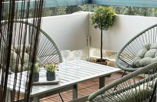 Amarousion Apartment | Γήινη πολυτέλεια και ηρεμία στο κέντρο των Β Προαστίων