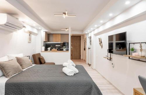Larissa Apartment | ΕΥ. CENTRAL STUDIO
