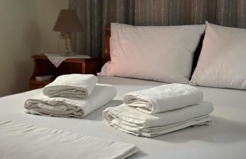 Anilio Hotel | Λευκή Καμέλια
