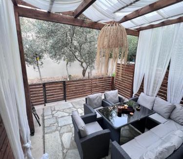 Tolo House | Ραστώνη
