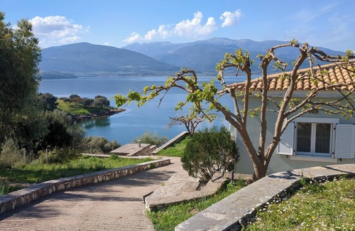 Sparton Cottage | Σπάρτο παραθαλάσσιο εξοχικό "Filoxenia"n Seaside cottage in Sparto west greece