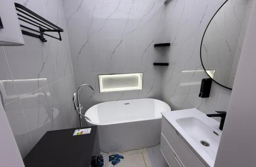 Osh Apartment | АК-кеме