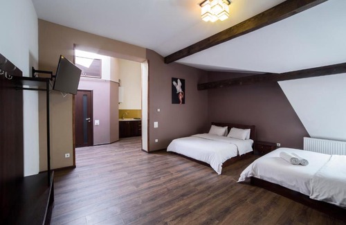 Lviv City Center Apartment | Апартаменти в центрі на 4 гостей