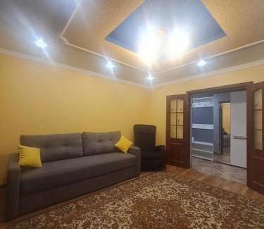 Lutsk Apartment | Апартаменти в Центрі, неподалік ЦУМа