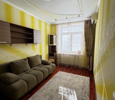 Kamenets-Podol'skiy Apartment | Апартаменти на Шевченка