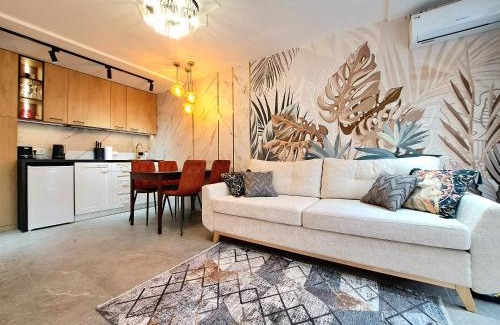 Petrovskoye Apartment | Апартаменты Marin в самом центре
