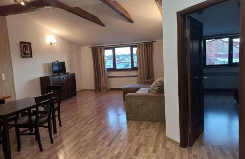 Lviv City Center Apartment | Дворівневі апартаменти на площі Ринок