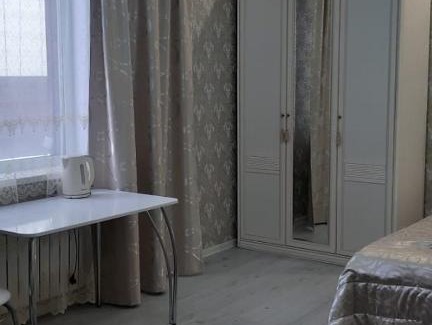 Gubkinsky Hotel | Династия