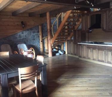 Rzhyshchiv Villa | Дом для отдыха в лесу