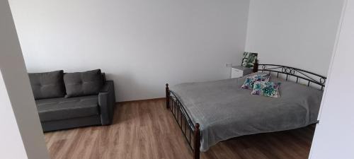 Solomjanskyj Apartment | Квартира возле ЖД ул Тополева 3