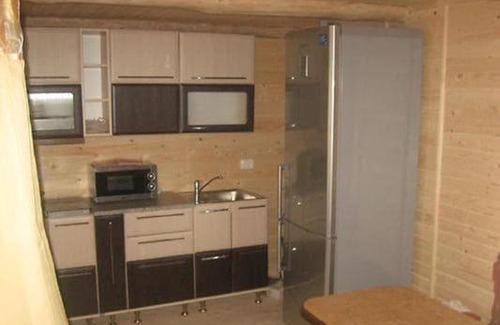 Yablunytsya House | Котеджний комплекс "Вершина"