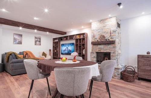 Kalofer House | Лиловата Къща