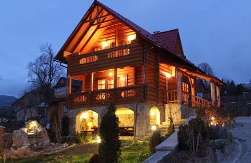 Vorokhta House | Медовий