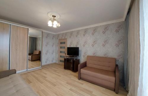 Lutsk Apartment | Набережна Двокімнатна