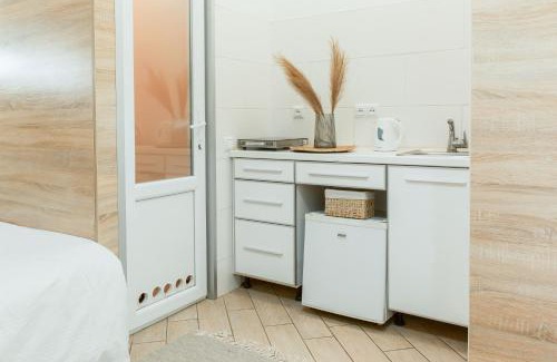 Lviv City Center Apartment | Невелика Квартира з ремонтом за СУПЕР ЦІНОЮ! біля Форуму