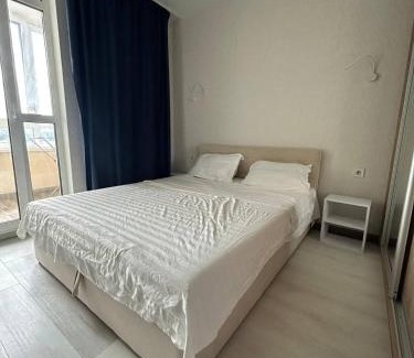 Holosiivskyj Apartment | Республіка 145