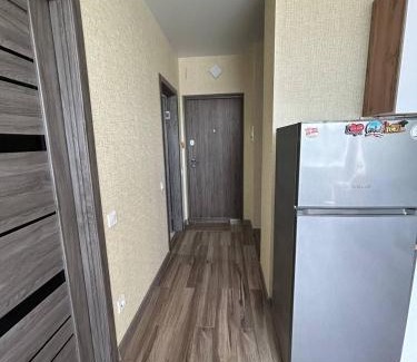 Holosiivskyj Apartment | Республіка 145
