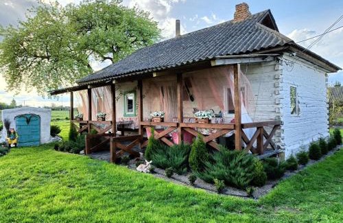 Chernihivs'ka oblast House | Садиба на березі річки Снов