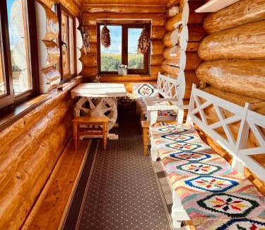 Yasinya House | Садиба Терентин