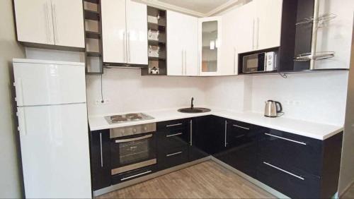 Dniprovs'kyi District Apartment | Светлая квартира в ЖК Комфорт Таун
