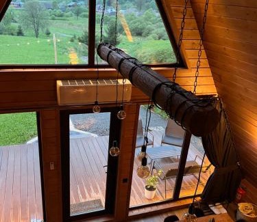 Izki Ski Chalet | Тихий куточок