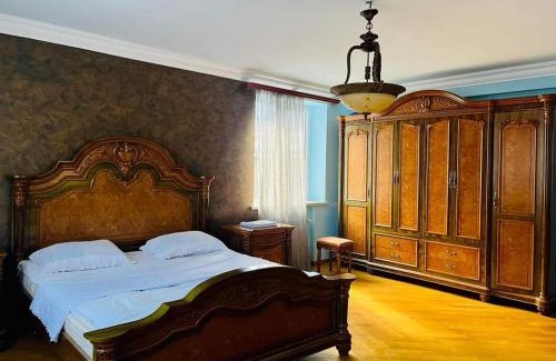 Tsav House | У Андреаса