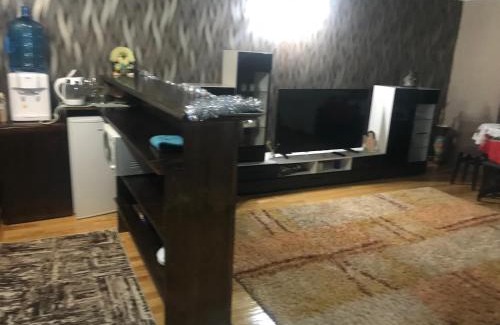 Huklyvyi Apartment | У Люби