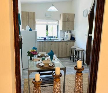 Neve Ilan Apartment | דרך עצי הזית - through the olive tree