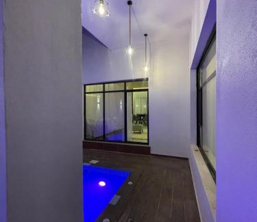 Baljurashi Ski Chalet | أعناب الفندقية