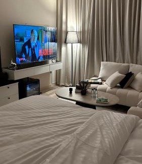 Al Olaya District Apartment | استديو برق بطابع فندقي بحي حطين