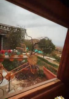 Mizail Cabin | اكوخ في مزرعة بساتين اللوز