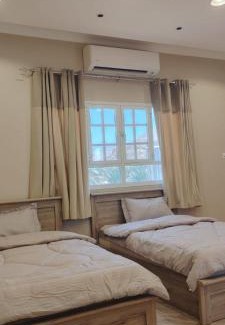 Nizwa House | بيت النخيل للضيافة