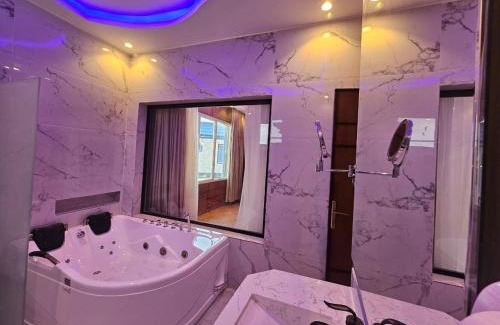 Al Shuqaiq House | شاليهات لافندر فلور الشقيق