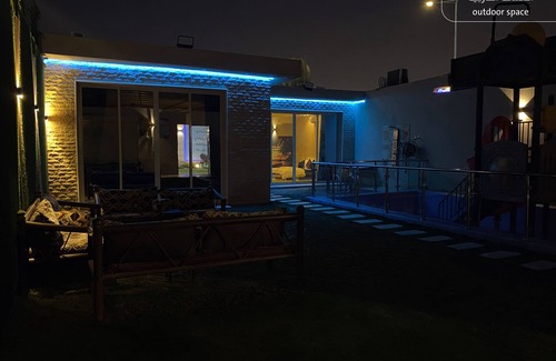 Riyadh House | شاليه فندقية بألغاب مائية وصالة واسعة