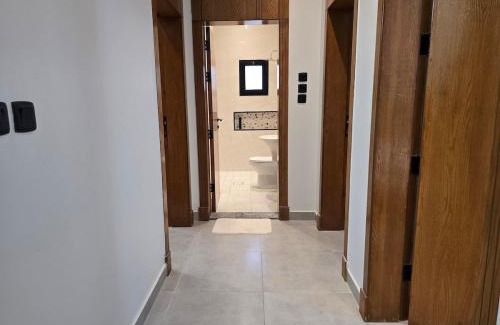 Al Wahah Apartment | شقة صالة وثلاث غرف وغرفة عاملة
