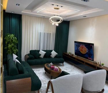 Mansoura Apartment | شقة فندقية مفروشه 3 غرف ورسيبشن - LUXURIES FURNITURED Flat