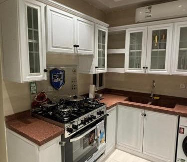 Riyadh Apartment | شقه 4فندقيه فاخره ثلاث غرف نوم