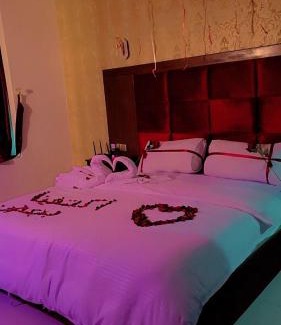 Sanaa Hotel | فندق رست نايت