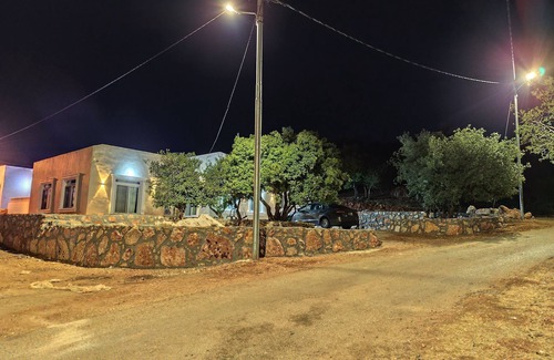 Ajloun Villa | فيلا بيت الجبل عجلون اشتفينا الأردنVilla Aljabal with AC in Ajloun - 3 bedrooms